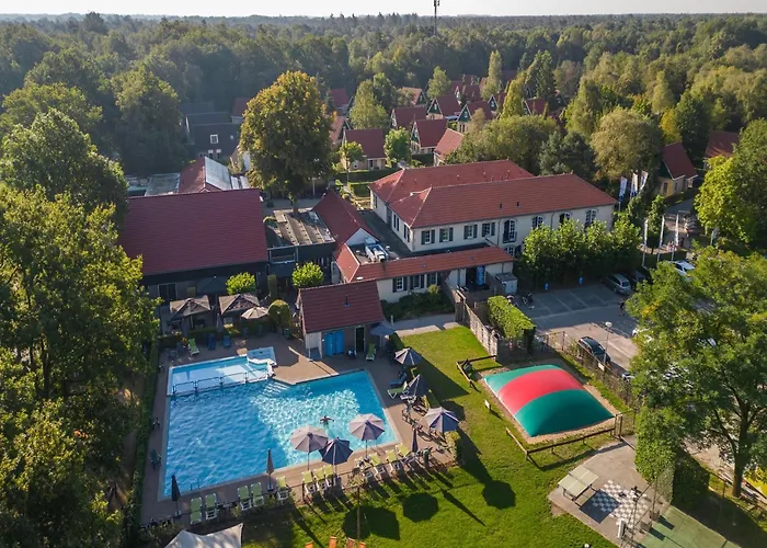 Σπίτι διακοπών In Brabant With Hot Tub Heikant