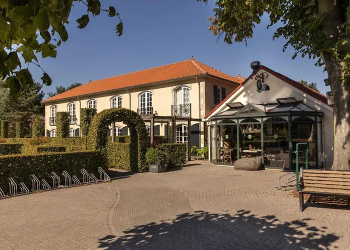 Σπίτι διακοπών In Brabant With Hot Tub Heikant