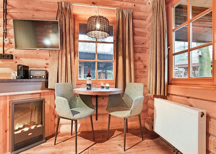 Σπίτι διακοπών In Brabant With Hot Tub