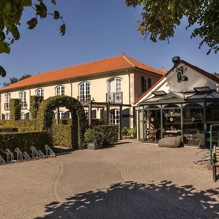 Dom wakacyjny In Brabant With Hot Tub Heikant