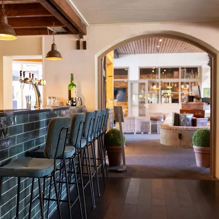 Dom wakacyjny In Brabant With Hot Tub Heikant