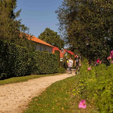 In Brabant With Hot Tub Dom wakacyjny